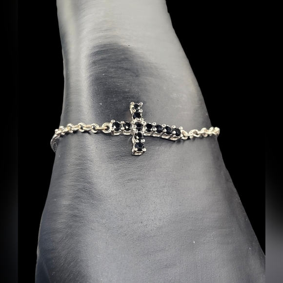 Spinel Cross Bolo Bracelet - Picture 3 of 7